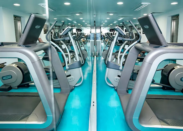 Отель Kempinski Grand Arena 5*