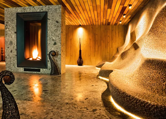 Отель Kempinski Grand Arena 5*