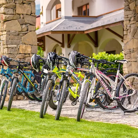 ホテル Kempinski Grand Arena バンスコ