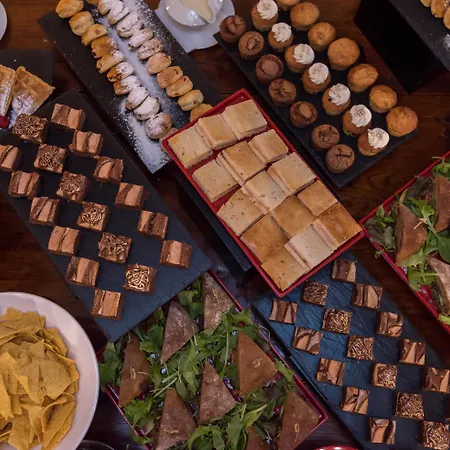 ホテル Kempinski Grand Arena