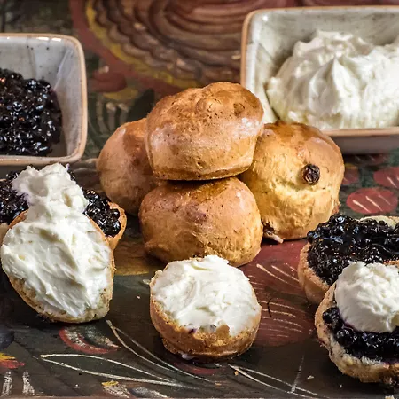 Hotel Kempinski Grand Arena 5*