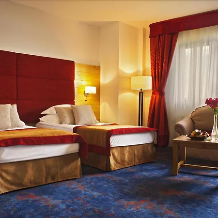 Hotel Kempinski Grand Arena 5*